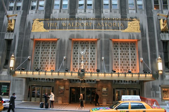 Waldorf-Astoria, die Legende von New York Waldorf-Astoria, die Legende von New York