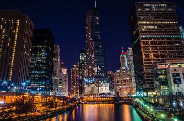 Unterwegs im nächtlichen Chicago Unterwegs im nächtlichen Chicago