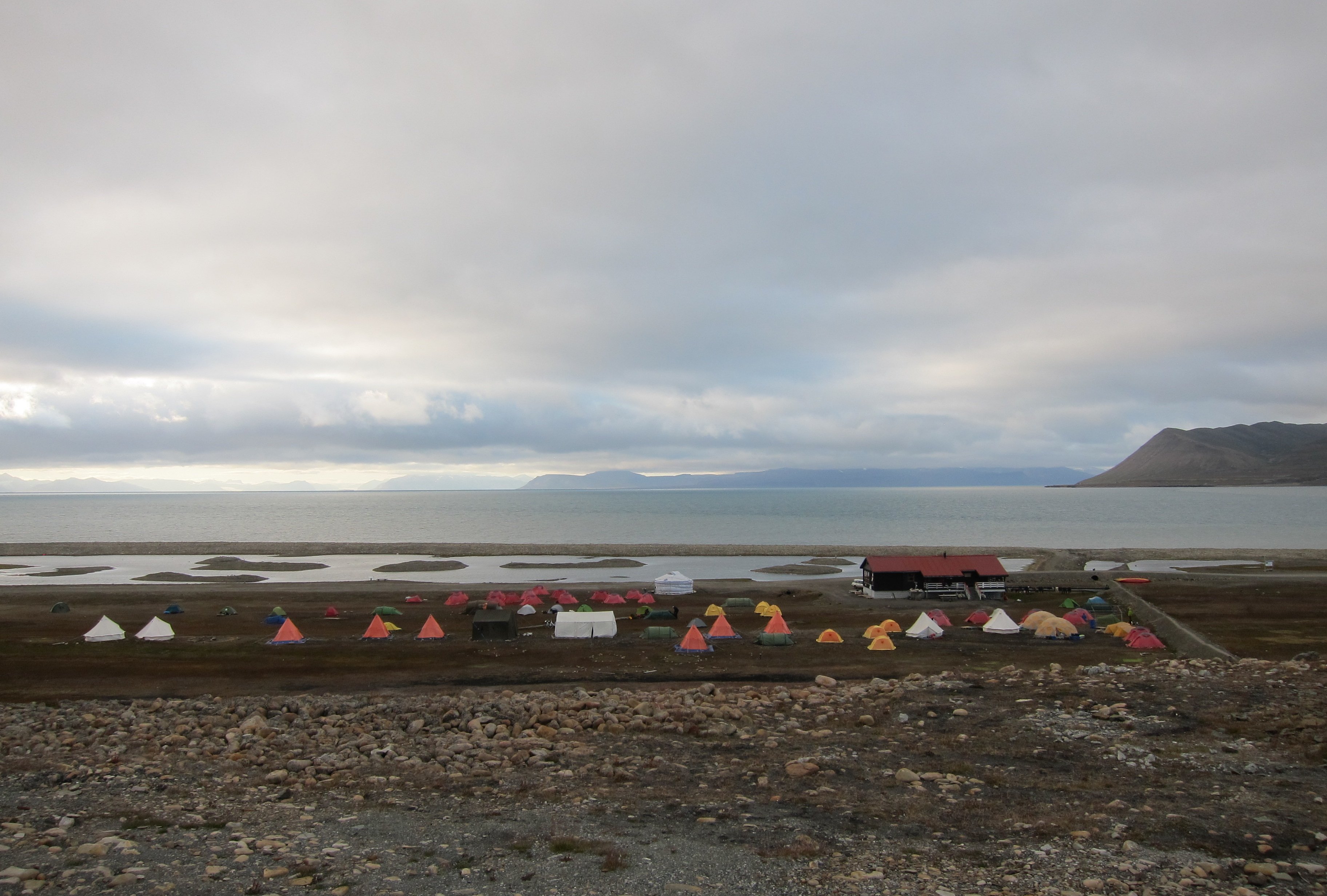 Svalbard Longyearbyen Camping. Svalbard Longyearbyen Camping.