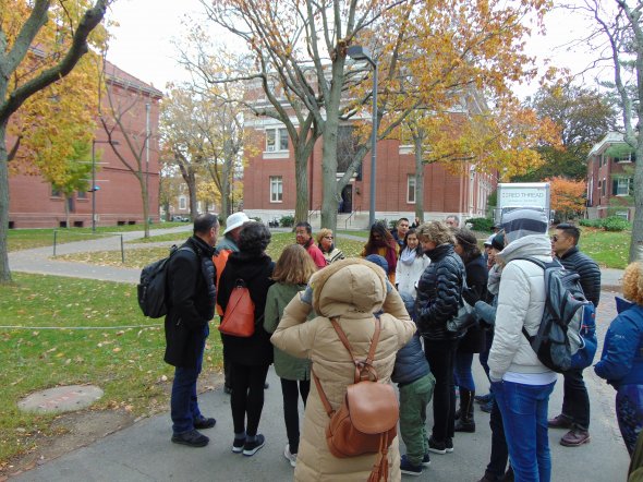 Während einer Free Walking Tour in Boston, USA. Die kostenlose Art, um die Geschichte der USA kennen zu lernen. Während einer Free Walking Tour in Boston, USA. Die kostenlose Art, um die Geschichte der USA kennen zu lernen.
