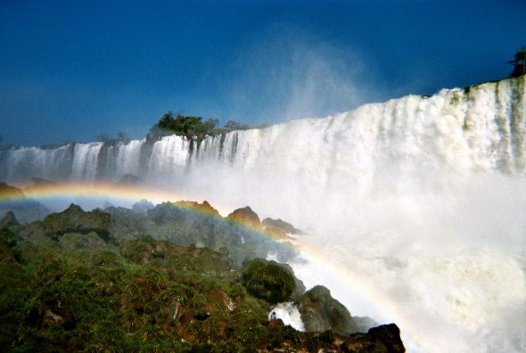 Iguazú-Wasserfälle im Grenzgebiet zwischen Argentinien und Brasilien, 3. Platz Weltwunder der Natur Iguazú-Wasserfälle im Grenzgebiet zwischen Argentinien und Brasilien, 3. Platz Weltwunder der Natur