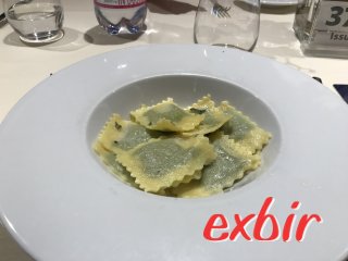 Leckere Spinat-Ravioli an Bord eines Schiffes von MSC Kreuzfahrten. Leckere Spinat-Ravioli an Bord eines Schiffes von MSC Kreuzfahrten.
