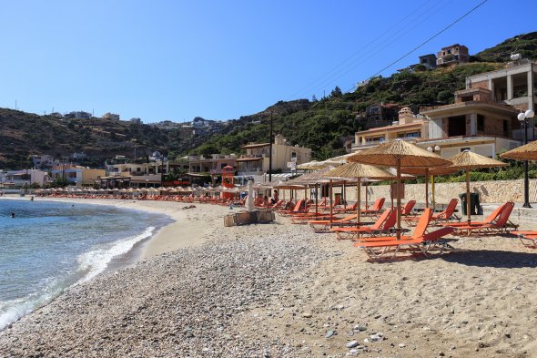 Strand in Agia Pelagia, Kreta (Griechenland) Strand in Agia Pelagia, Kreta (Griechenland)