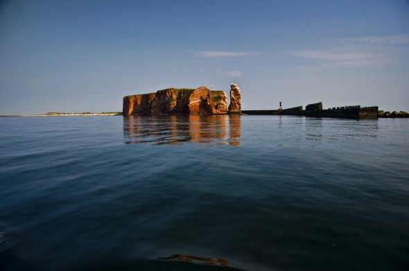 Störtebekers refuge Helgoland in the North Sea was the refuge of the pirate Störtebeker who haunted the north sea during the 14th century. Störtebekers refuge Helgoland in the North Sea was the refuge of the pirate Störtebeker who haunted the north sea during the 14th century.