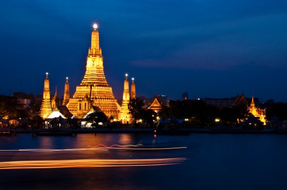 Wat Arun in Bangkok bei Nacht Wat Arun in Bangkok bei Nacht