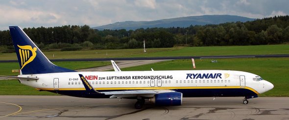 Eine Boeing 737-800 von Ryanair. Eine Boeing 737-800 von Ryanair.
