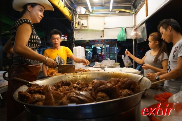 Der Nachtmarkt von Chiang Mai. Foto: Christian Maskos Der Nachtmarkt von Chiang Mai. Foto: Christian Maskos