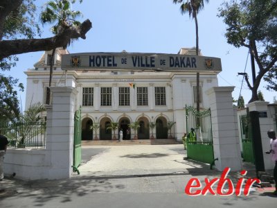 Rathaus von Dakar. Foto: Wolfgang Hesseler Rathaus von Dakar. Foto: Wolfgang Hesseler
