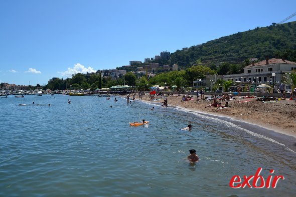 Strand mit Blick auf die Altstadt. Foto: Christian Maskos Strand mit Blick auf die Altstadt. Foto: Christian Maskos