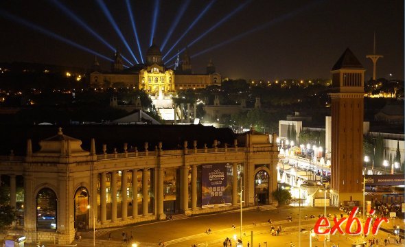 Aussicht auf den Placa Espana, Fonta Magica und den Montjuc.  Foto; Christian Maskos