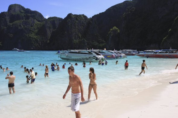 Maya Bay, Koh Phi Phi Leh, This is where the Movie The Beach was made