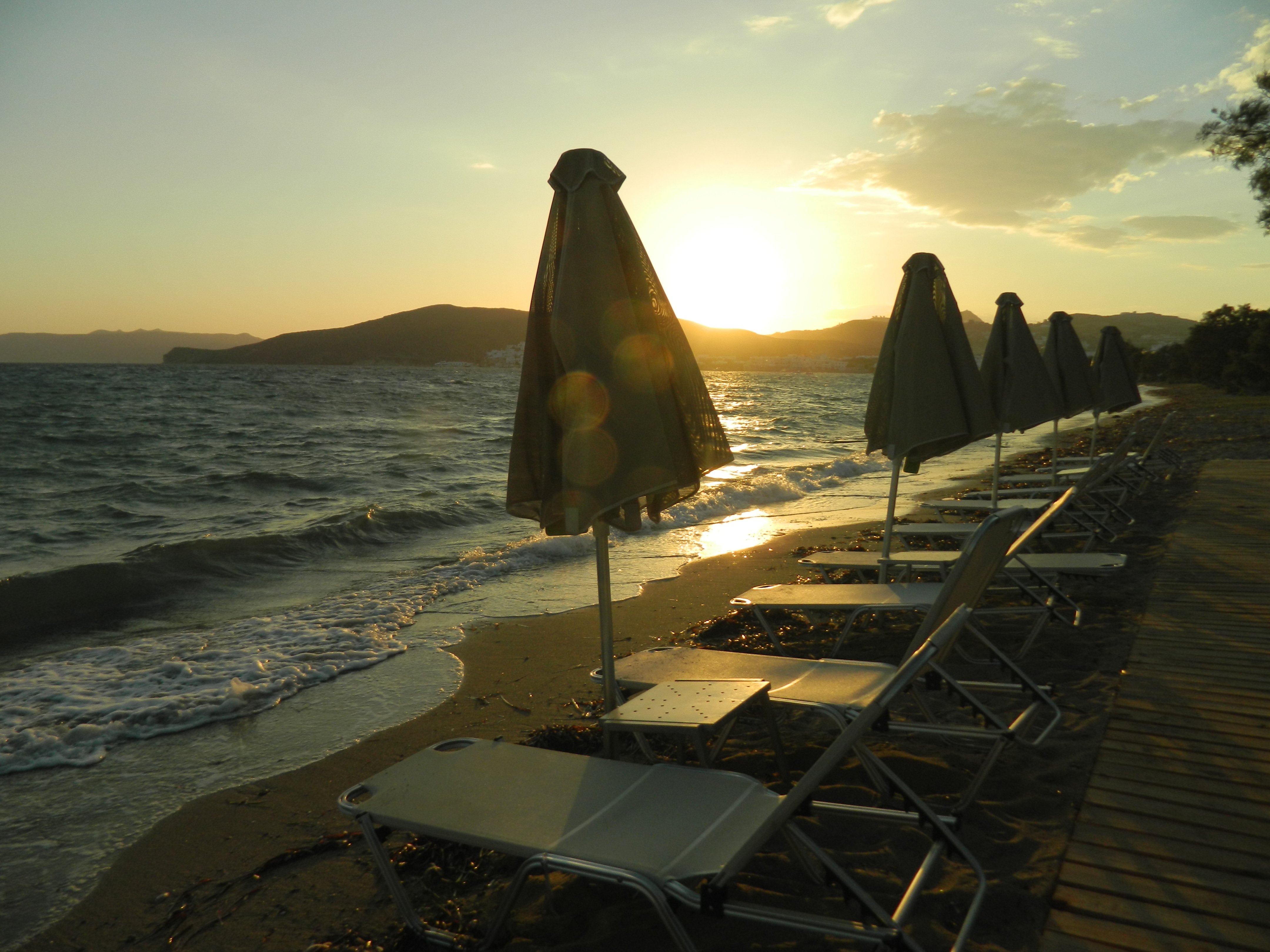 Sonnenuntergang Milos. Foto: Christian Maskos, Medienfotograf Sonnenuntergang Milos. Foto: Christian Maskos, Medienfotograf