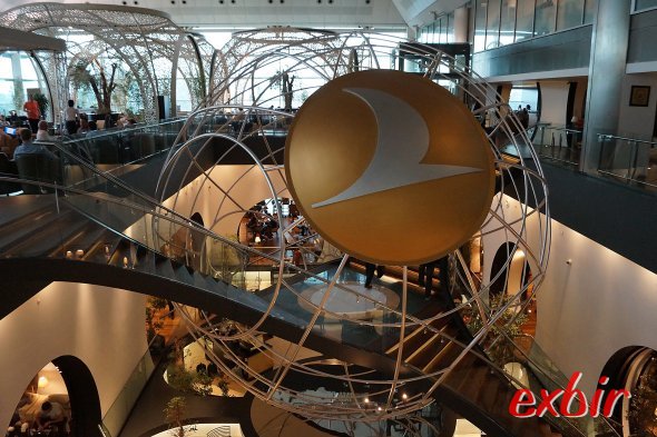 Turkish Airlines ist erneut beste Airline Europas und bekommt weitere Auszeichnungen für die beste Vielflieger-Lounge und das beste Dining in einer Lounge und das Catering. Foto: Christian Maskos Turkish Airlines ist erneut beste Airline Europas und bekommt weitere Auszeichnungen für die beste Vielflieger-Lounge und das beste Dining in einer Lounge und das Catering. Foto: Christian Maskos