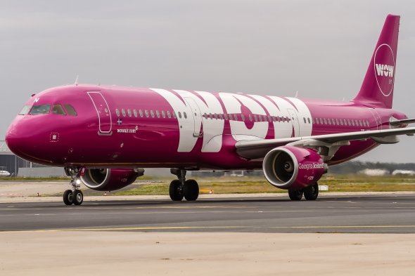 Ein Airbus A321 von der kriselnden WOW Air. Ein Airbus A321 von der kriselnden WOW Air.